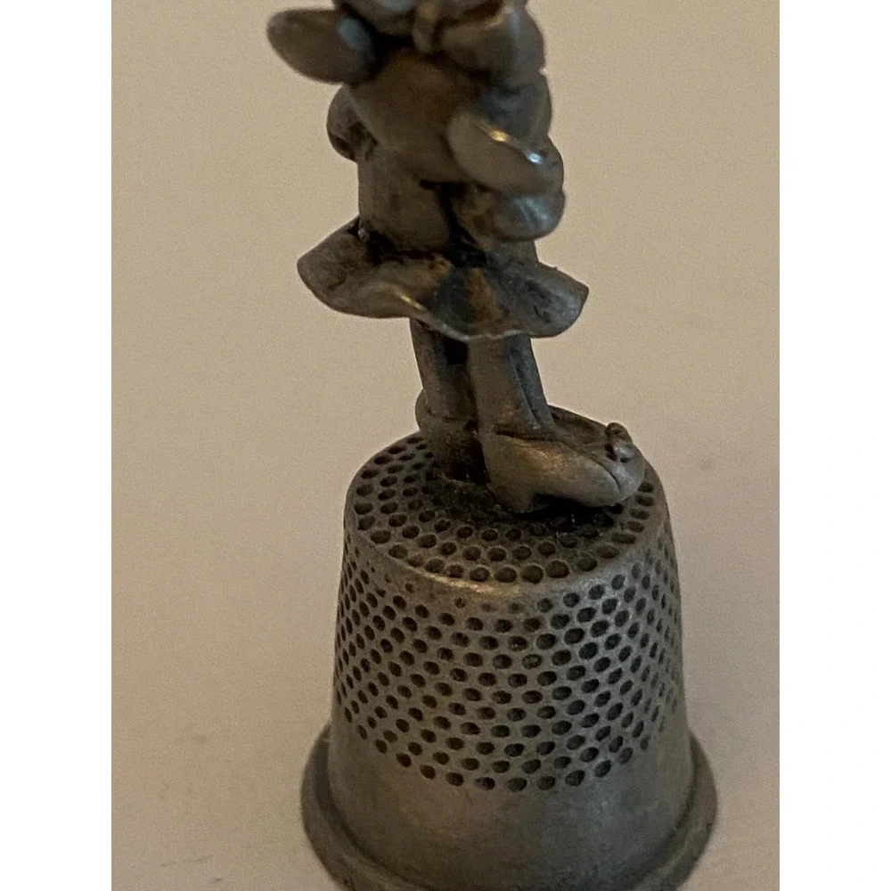 Minnie Mouse Disney Pewter Thimble
